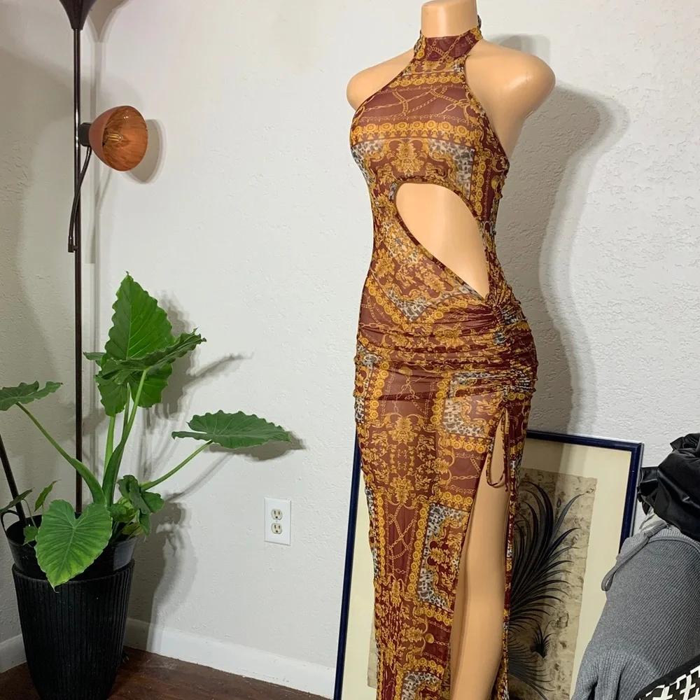 Chic Asymmetrical Brown Cut-Out Dress - Picture 3 of 3